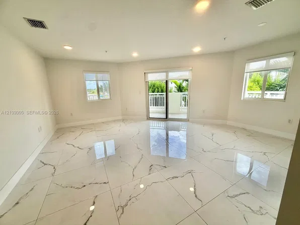 11150 NW 82nd St, Miami, FL