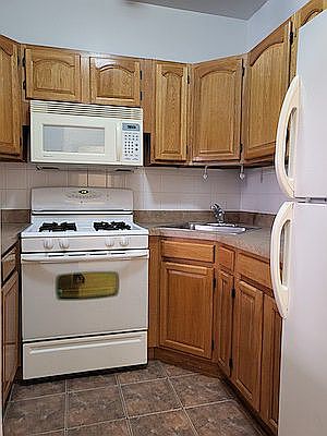 5th image of 60 E 126th St APT 1