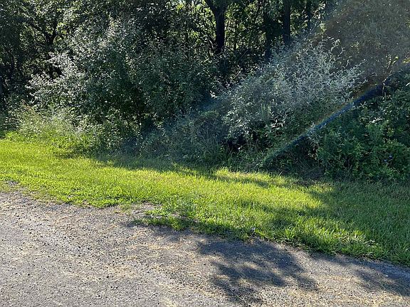 5th image of 206 Timbercreek Dr