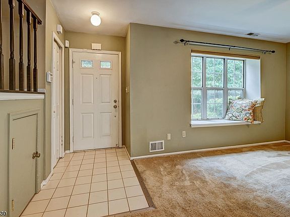 5th image of 5 Almond Dr