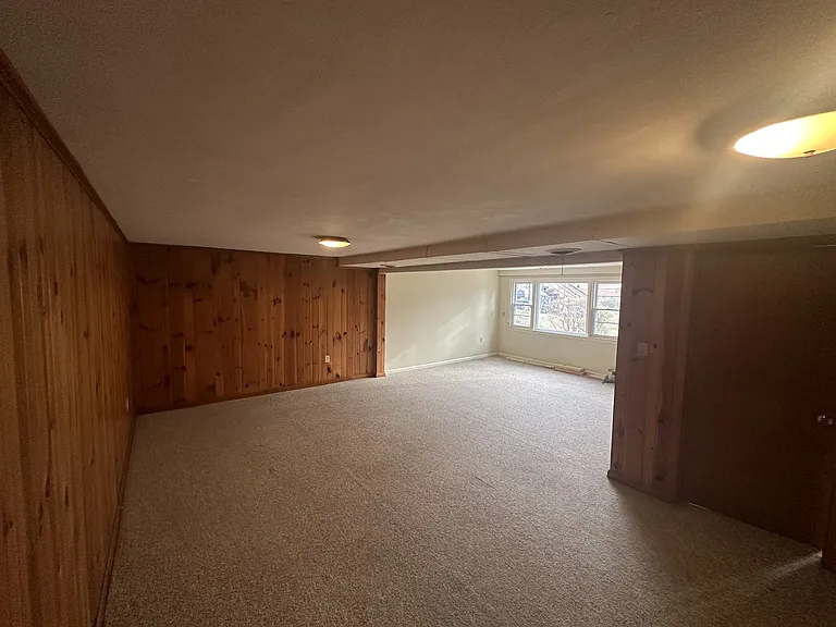 141 Dublin Ct — Photo 12