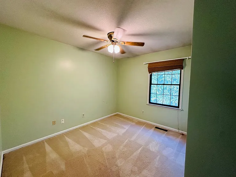 105 Franklin Parke Ct — Photo 8