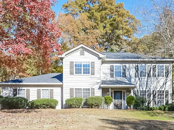 237 Hidden Ct, Winder, GA 30680