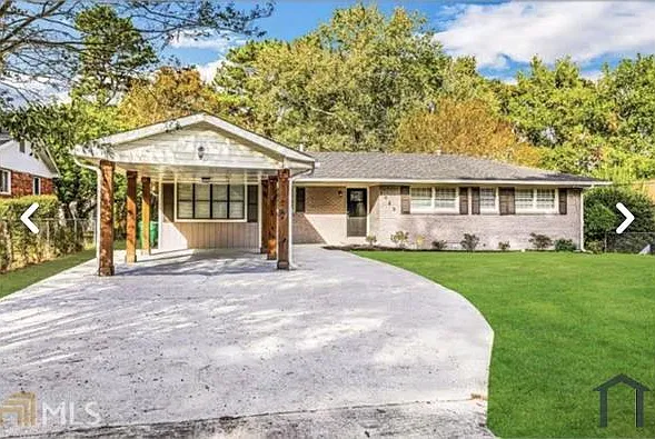 5 bed, 1800 sqft, $2,400 — Photo 3