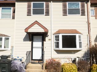 0 Orchard Ct, Roslyn Heights, NY 11577