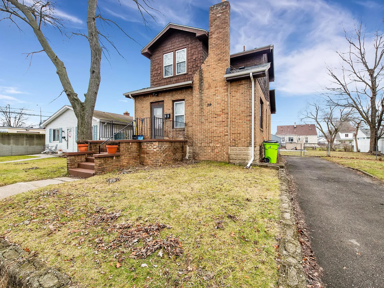 39 E Brockton Ave — Photo 3