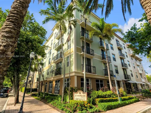 1900 Van Buren St #206B, Hollywood, FL 33020