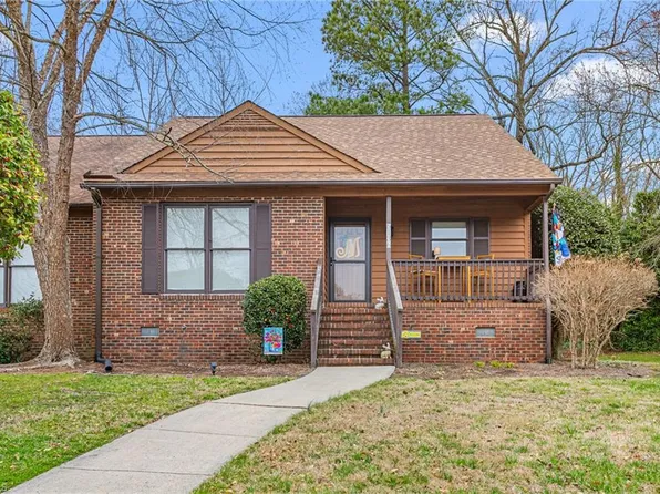 5136 Country Ln, Archdale, NC 27263
