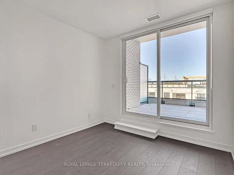 3100 Keele St #719 — Photo 8