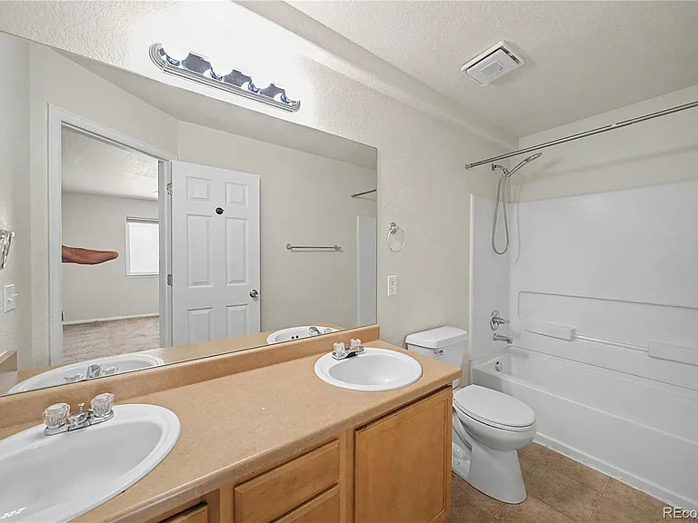 6260 Roundup Butte St — Photo 10