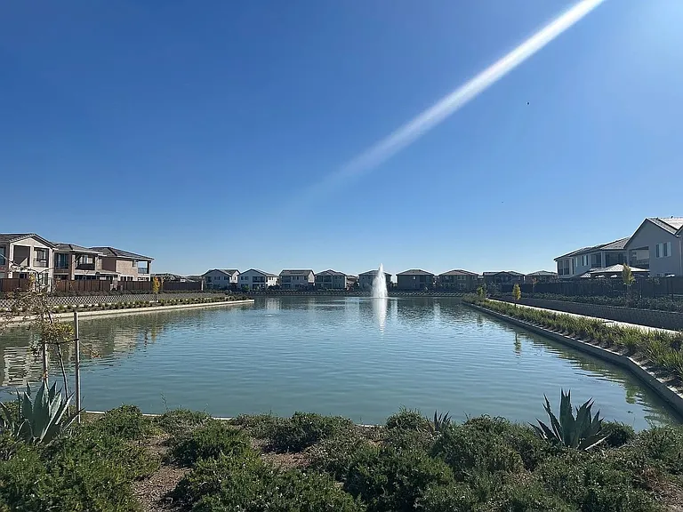 243 Dock Cir — Photo 39