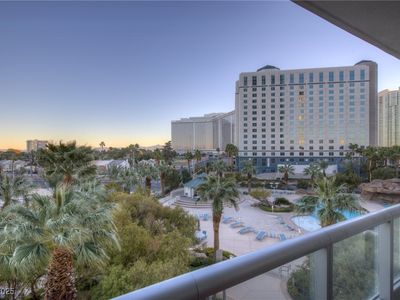 322 Karen Ave UNIT 301, Las Vegas, NV, 89109