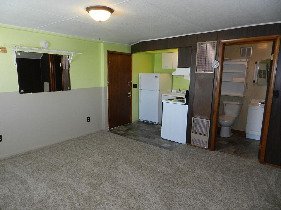 2nd image of 1610 Oakes Ave APT 4