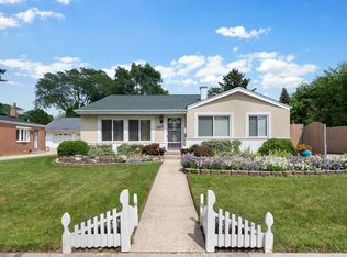 1065 S Main St, Lombard, IL