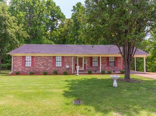 145 Tanyard Cres, Adamsville, TN 38310