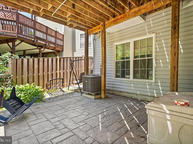 6050 Smooth Stone Pl — Photo 60
