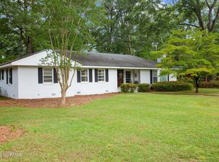 1710 Cambridge Dr, Kinston, NC 28504