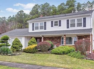 38 S Rhoda St, Monroe Township, NJ 08831