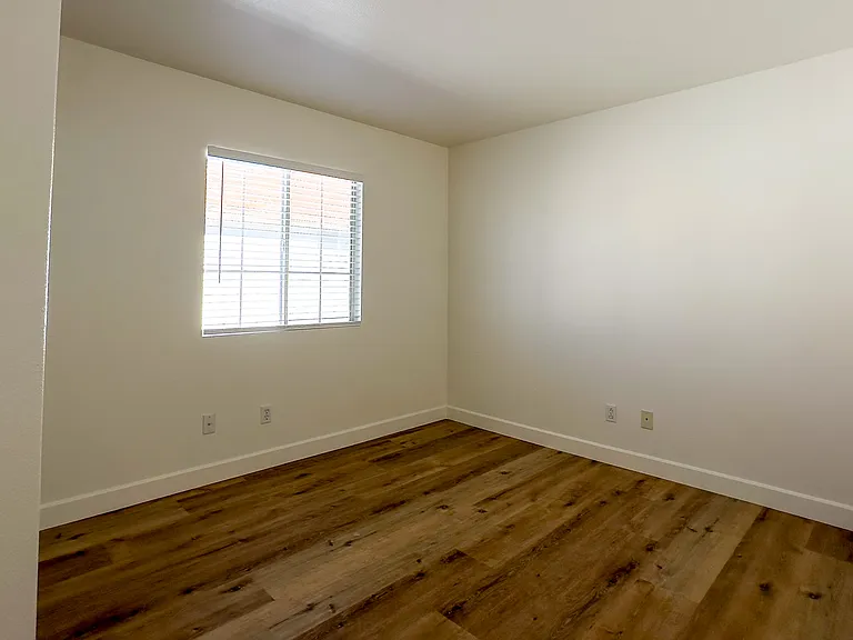 15747 Roan Rd — Photo 42