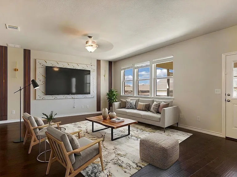 1341 Eagle Ray St — Photo 3
