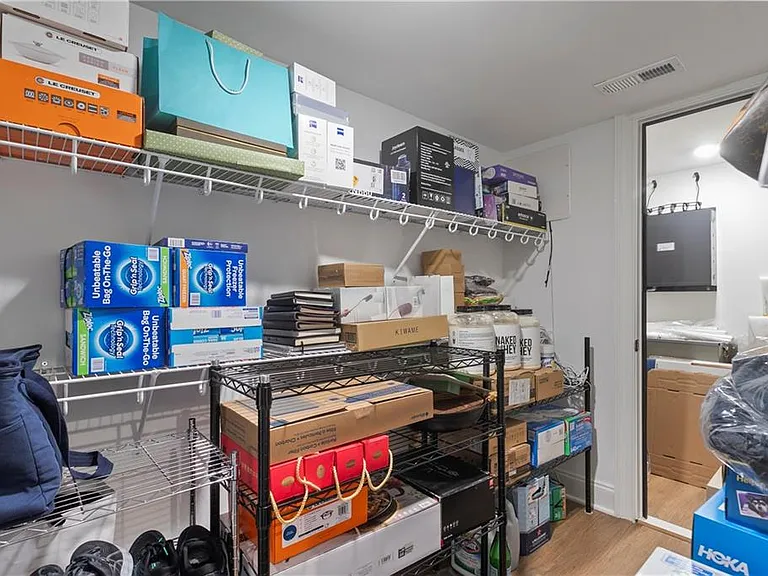 1135 Cordia Ave NW — Photo 35