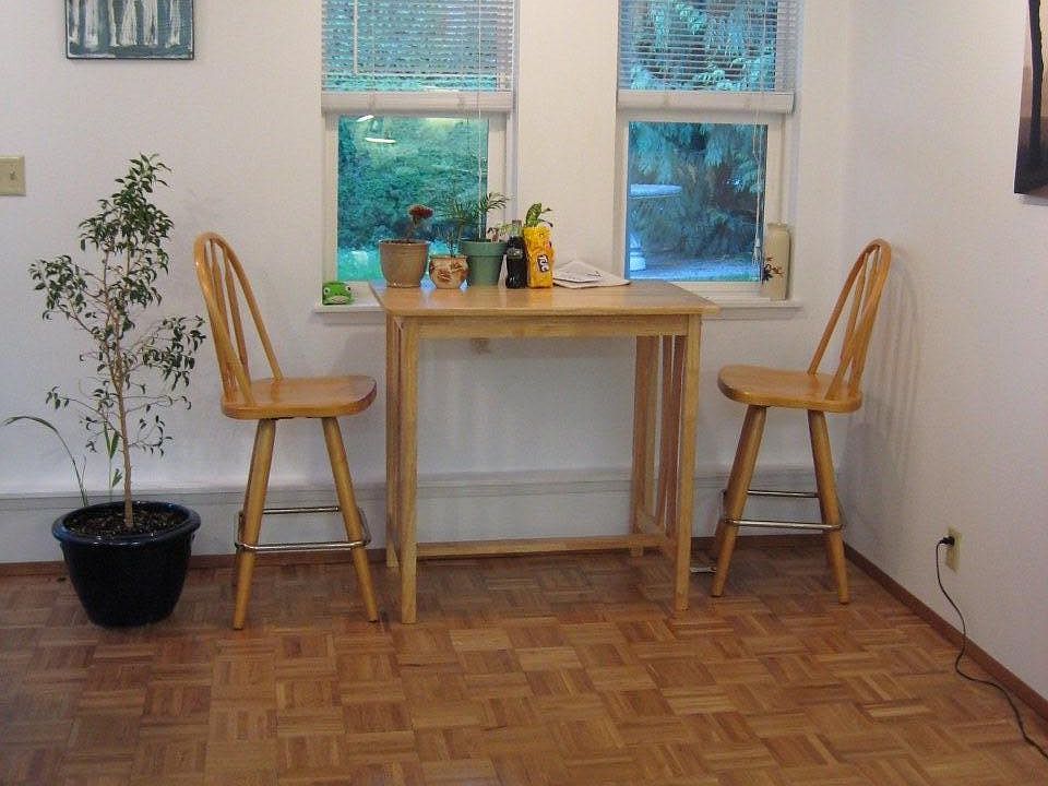 large open kitchen/living/