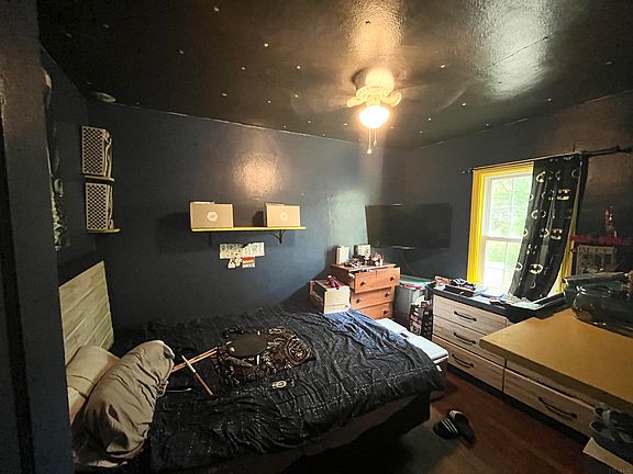 4th image of 1303 W Wilkinson St