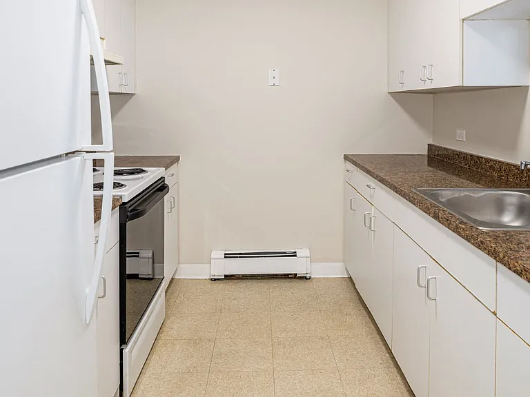 119 Pacific St — Photo 7