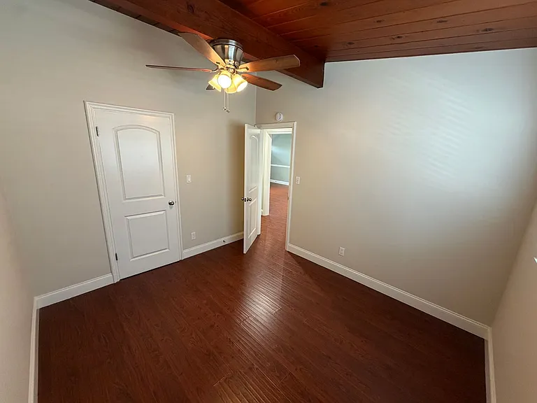116-120 Violet — Photo 10