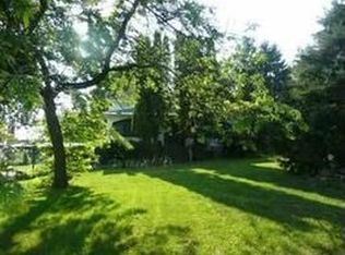 1330 S Ridge Rd, Oregon, IL 61061