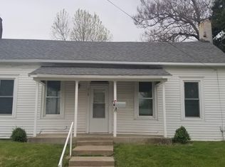 318 N Spring St #318, Palmyra, MO 63461