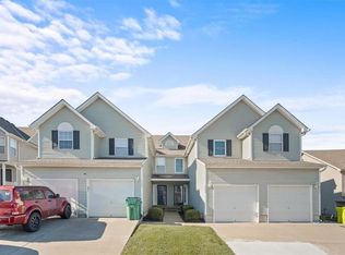2224 SW Suncatcher Rd, Lees Summit, MO 64082