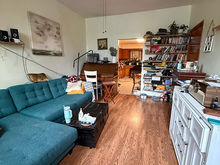 2931 W Belmont Ave #1 — Photo 2