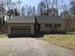 206 Mason Dr, Inman, SC 29349