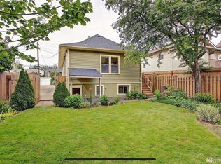 3521 SW Austin St APT B, Seattle, WA 98126