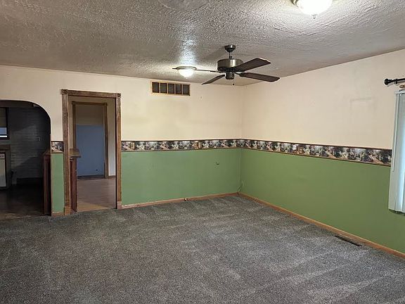 3rd image of 508 E 2nd St