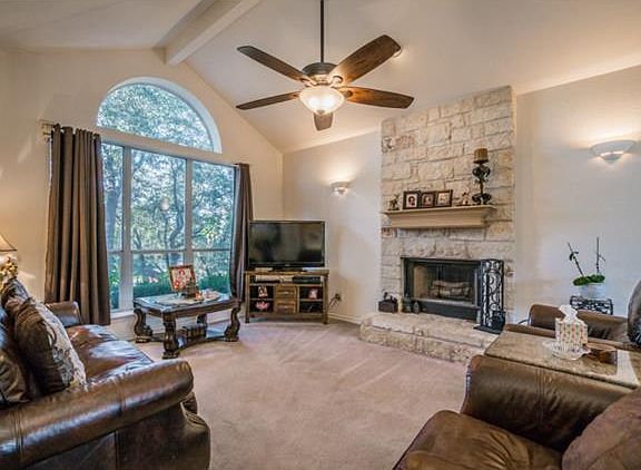4th image of 21919 Briarcliff Dr