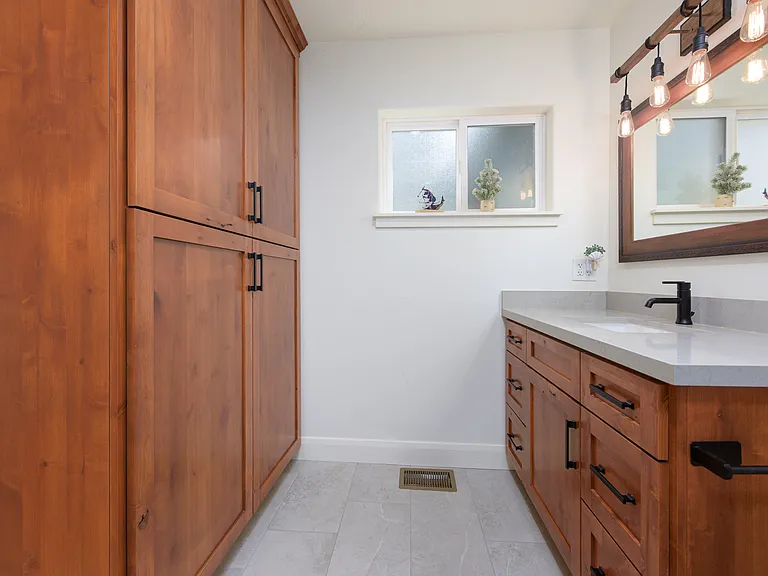 1090 Fairway Ave — Photo 16
