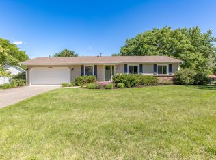 1500 Irving Ln, Burnsville, MN 55337