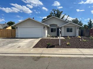 5326 E Meadowood Dr, Stockton, CA 95215