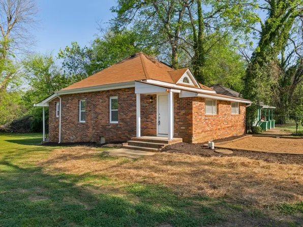 1717 Stanfiel St, Chattanooga, TN 37406