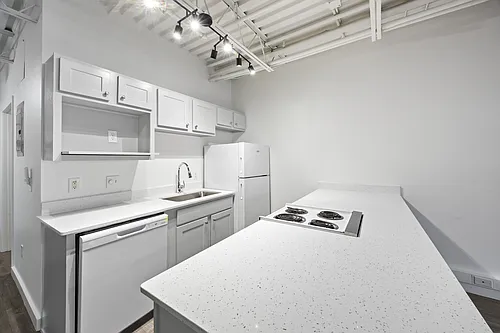 Floor plan Newly Remodeled - Studio