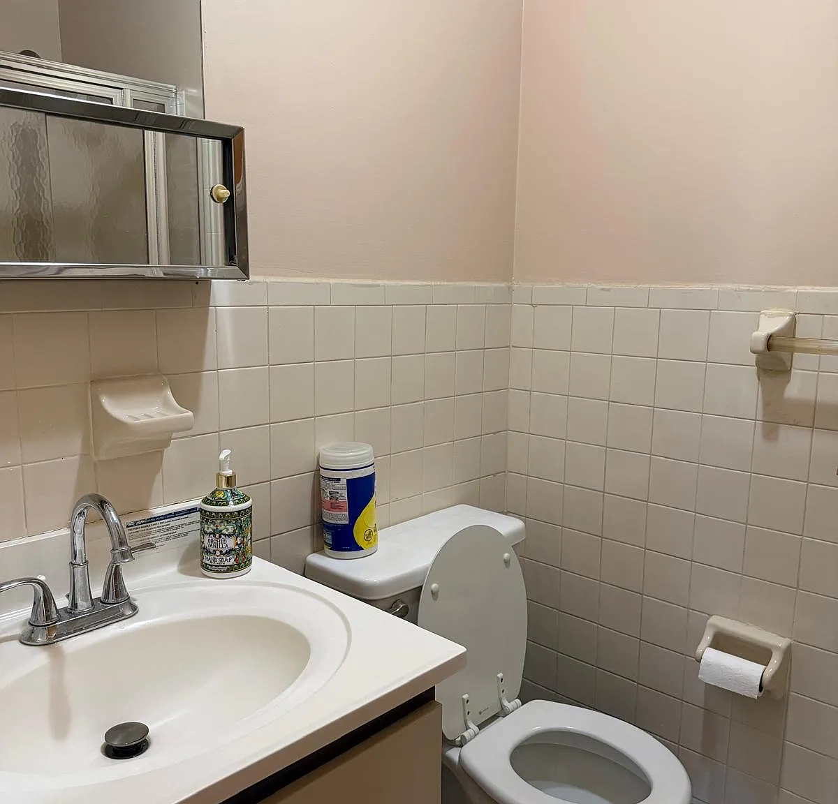 2 bed, 1200 sqft, $2,500 — Photo 2