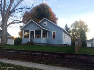 198 W State Rd, Grant, MI 49327