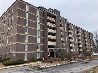 301 S Home Ave APT 609, Avalon, PA 15202