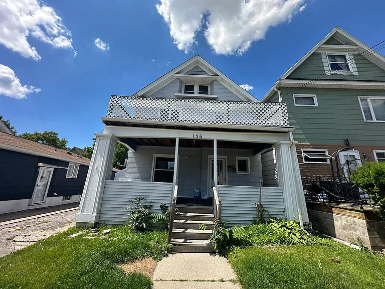 156 Ryan St #2UPR — Photo 14
