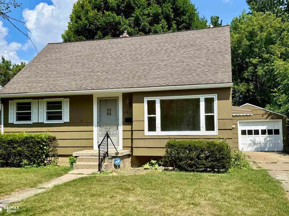2838 Yale St, Flint, MI 48503