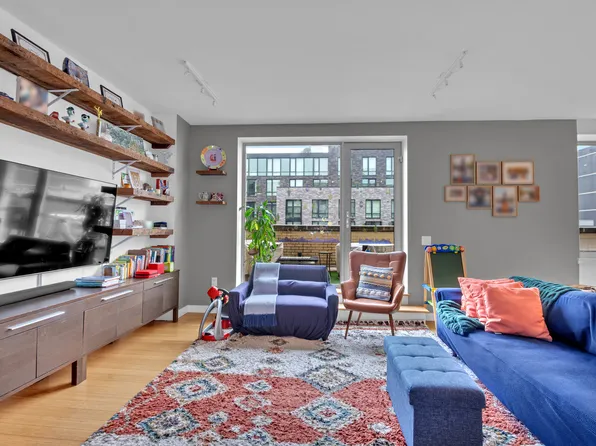 40 West 116th Street A907 image 2 of 12