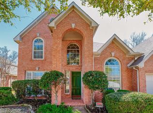 2545 Springhill Dr, Grapevine, TX 76051
