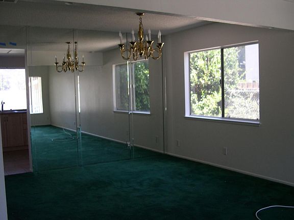 2nd image of 2941 Sunflower St